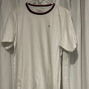 Tommy Hilfiger White boys T-Shirt nwot